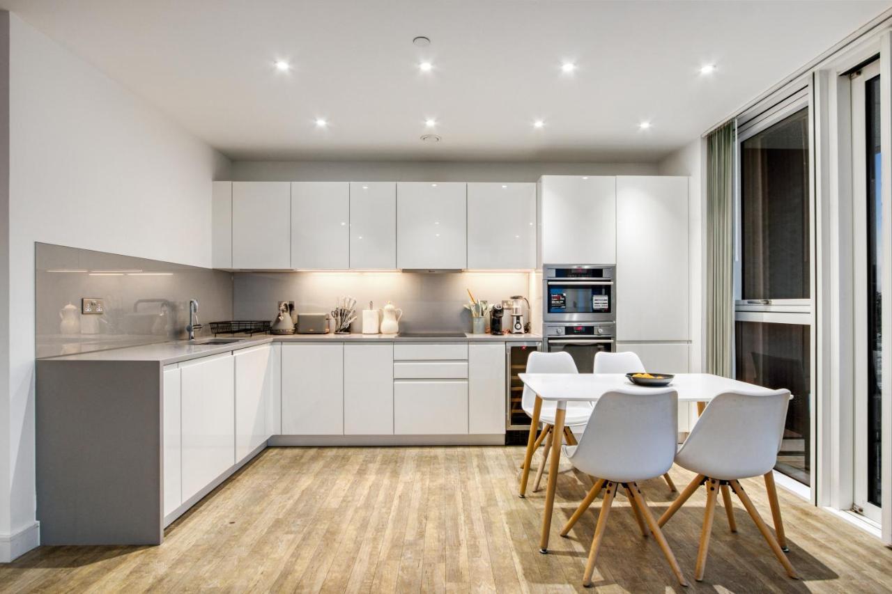 2 Bed 2 Bath Next To Nine Elms Station - Zone 1 Apartment London Exterior photo